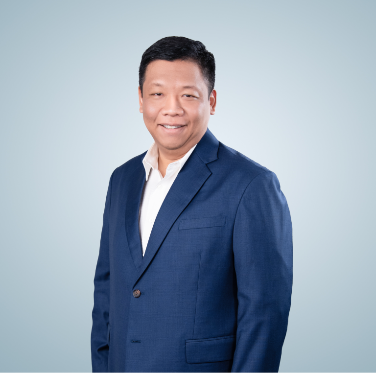 คุณศะรัณ เที่ยงสกุล